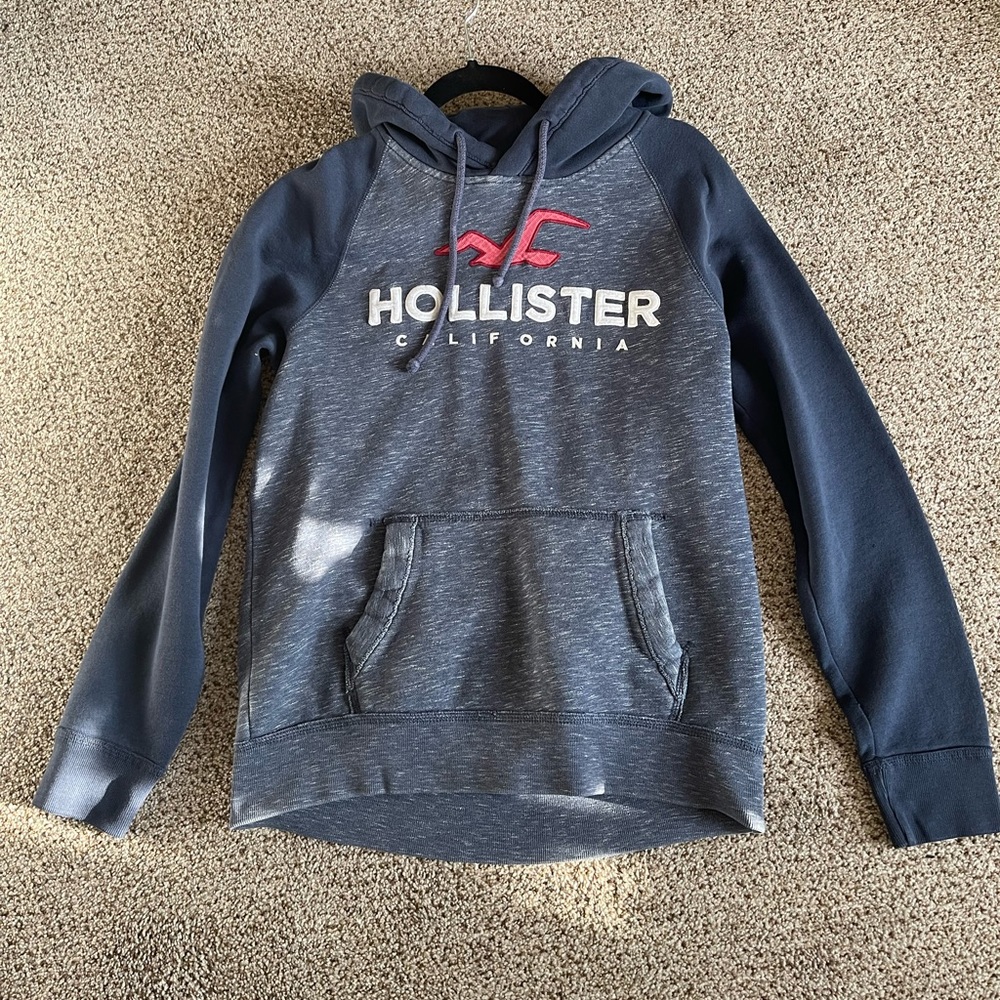Heather Navy Hollister sweatshirt